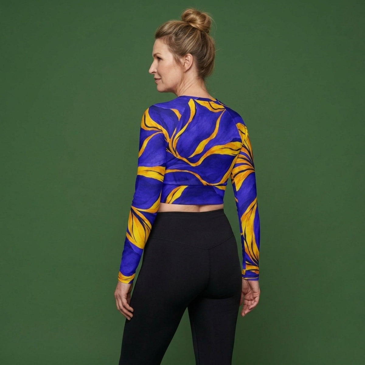 Sorbet Morpho Viola Long Sleeve Crop Top – abstract print from the real flower, image 2