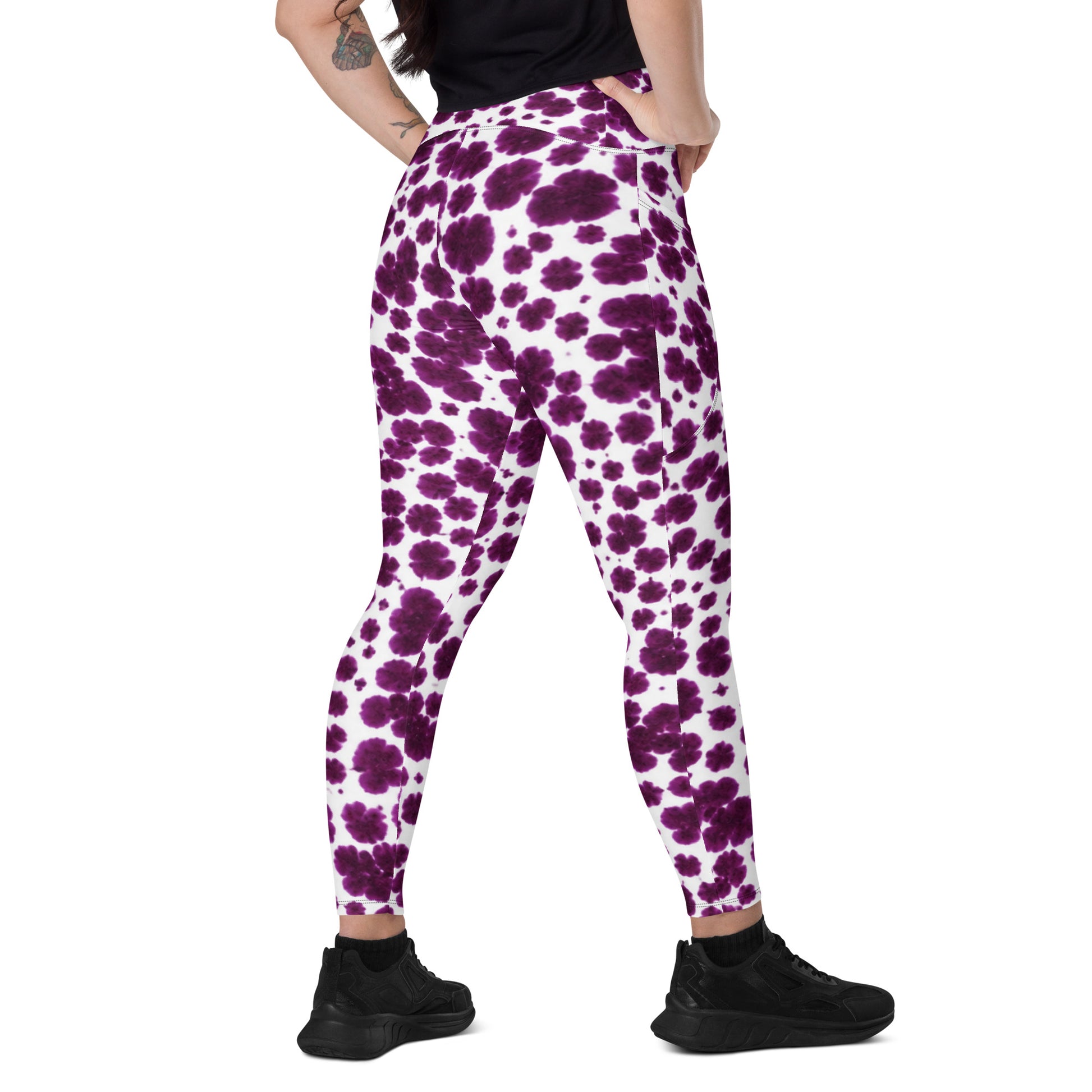Lioulin Wild Cat Leggings with Pockets - right back angle