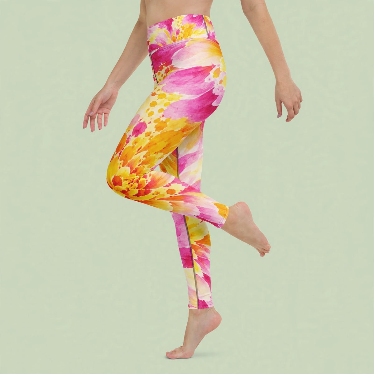 Labyrinth Dahlia Yoga Leggings